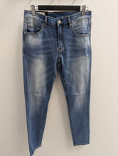 Load image into Gallery viewer, Politix Slim Stretch Denim Jean Light Indigo