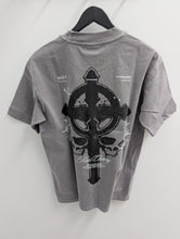 Load image into Gallery viewer, KSCY Adley Box Fit Tee Pigment Silver Scone